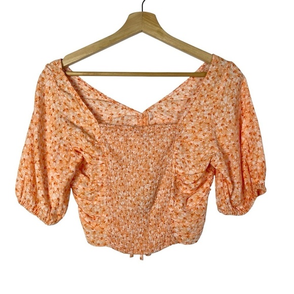 H&M Light Orange Ditsy Floral Drape Front Short Sleeve Blouse S - Picture 2 of 3